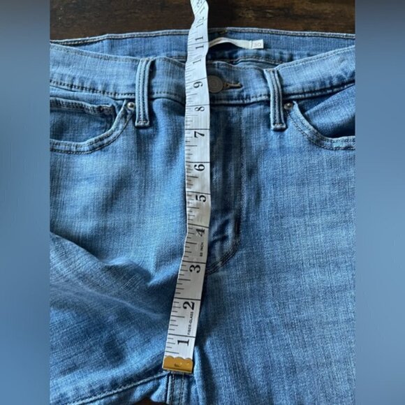 LEVI’S women’s slimming boot cut jeans medium wash mid rise size 30 - Picture 10 of 13